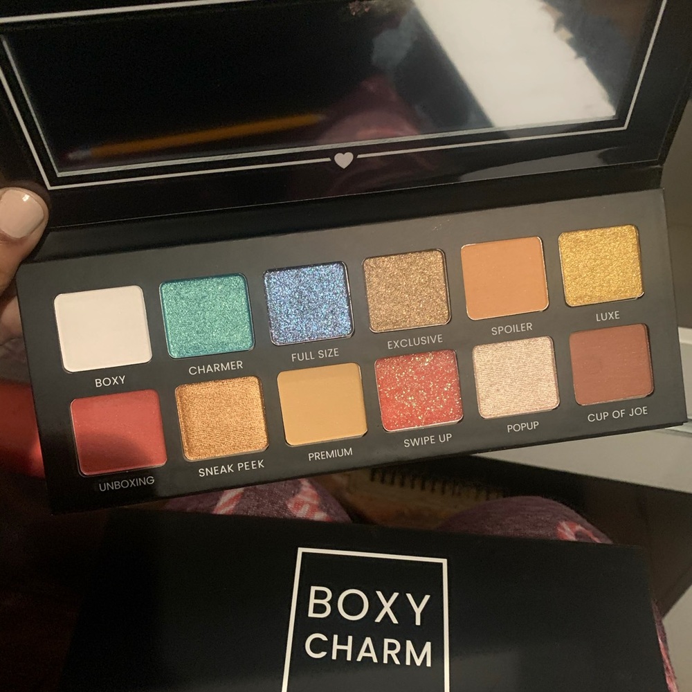 BoxyCharm Exclusive Eyeshadow Palette